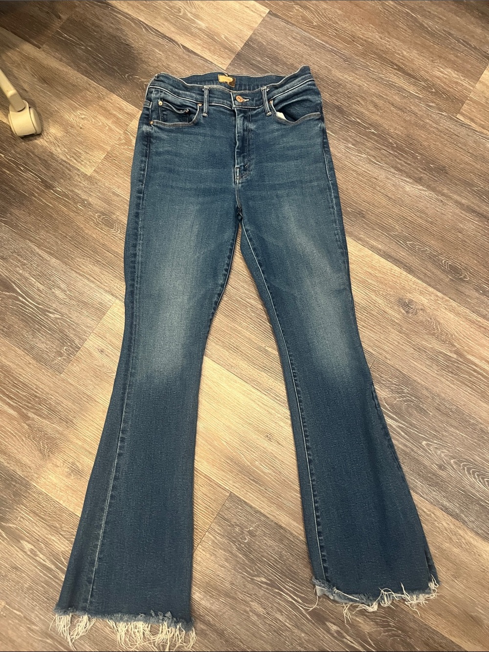 Mothers Women's weekender fray Dark Blue Flare Jeans with Frayed Hem